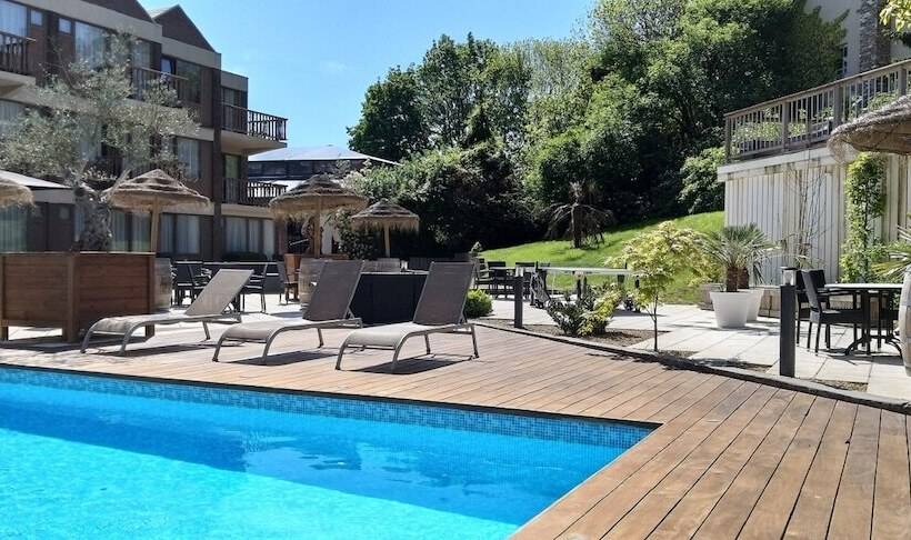 هتل Restaurant Van Der Valk Nivelles Sud
