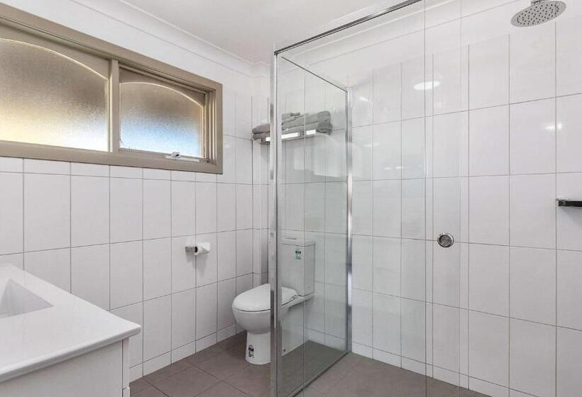 فندق Quality Inn Carriage House