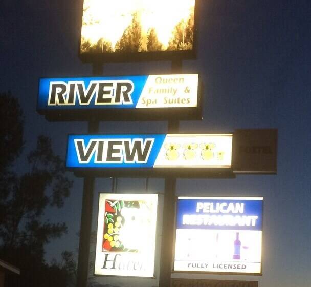 فندق Riverview Motor Inn