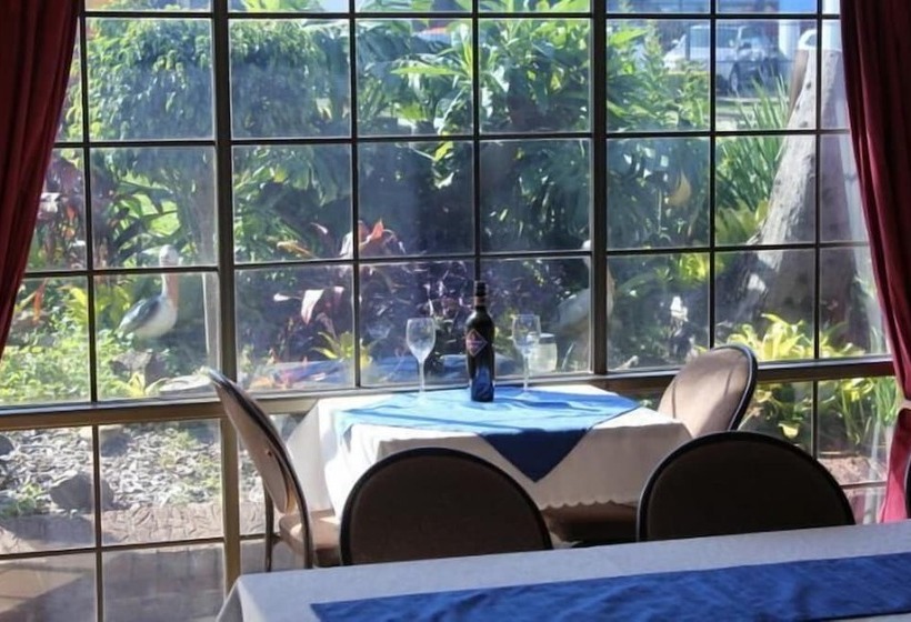 فندق Riverview Motor Inn