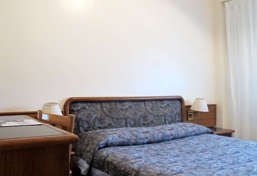 Fotos del hotel Sheltown:  14