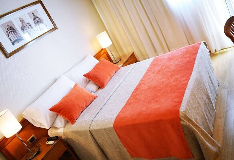 Fotos del hotel Solans Carlton:  10