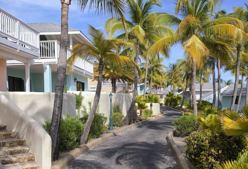 هتل St. James S Club Resort All Inclusive
