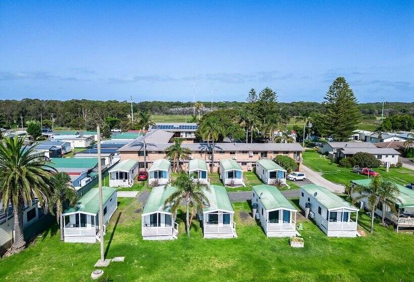 منتجع Lakeside Inn Illawarra