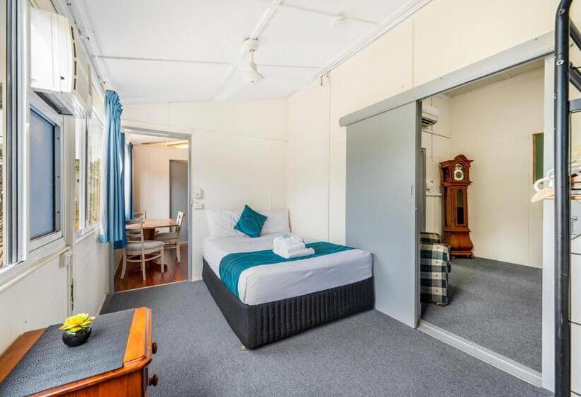 Strand Motel