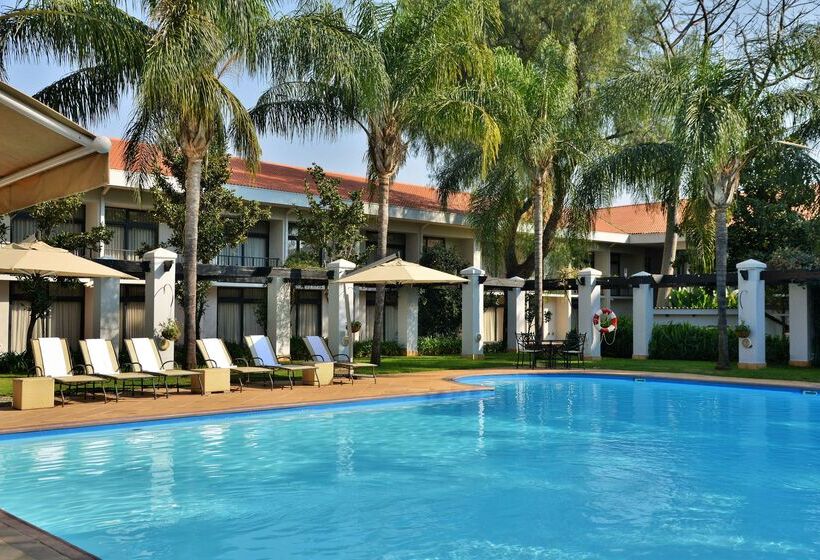 ホテル Avani Gaborone Resort & Casino