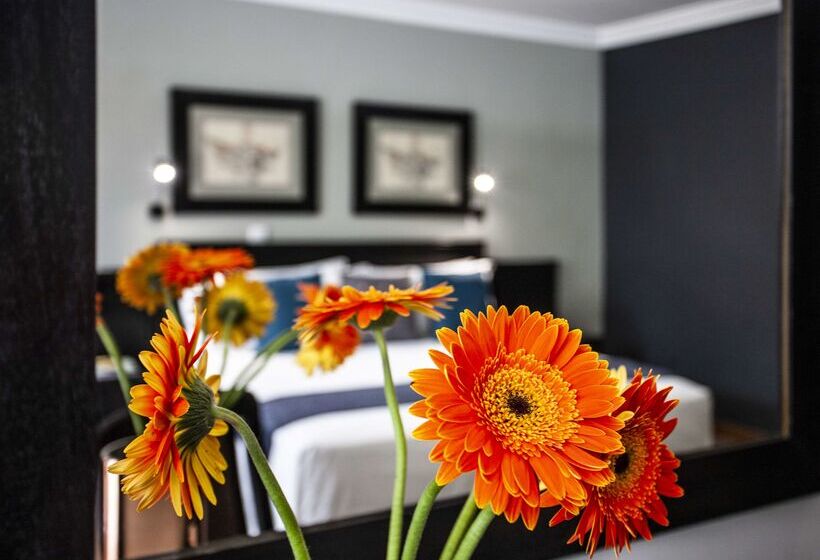 ホテル Avani Maseru