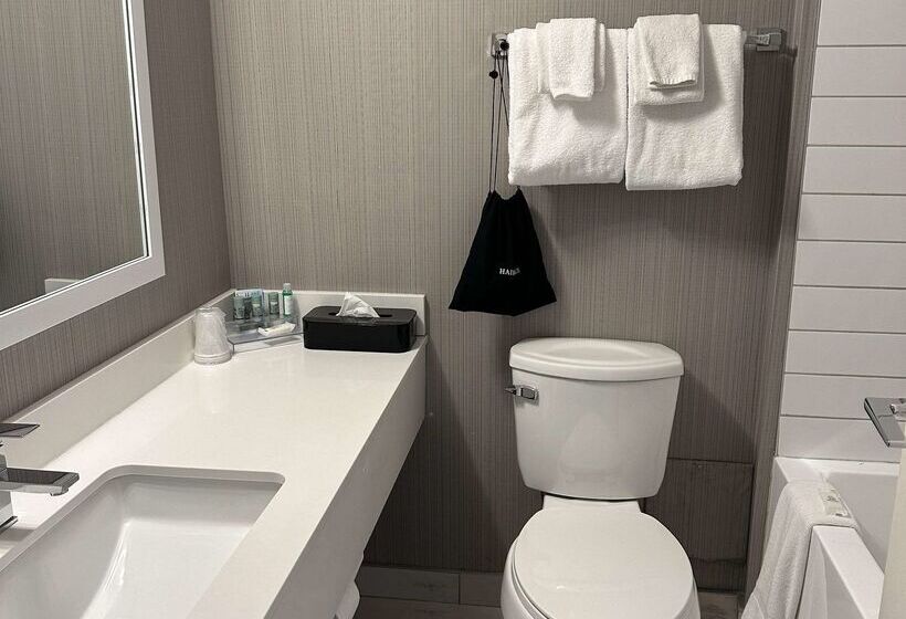 فندق Best Western Cedar Park Inn