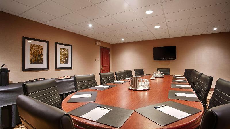 호텔 Best Western Parkway Inn & Conference Centre
