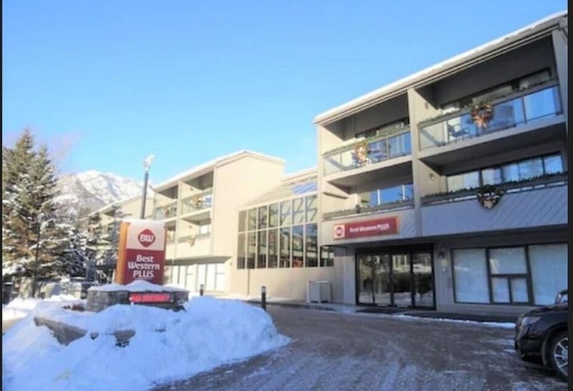 هتل Best Western Plus Banff International Lodge