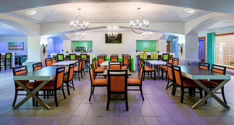 בית מלון כפרי Best Western Plus Regency Inn And Conference Centre