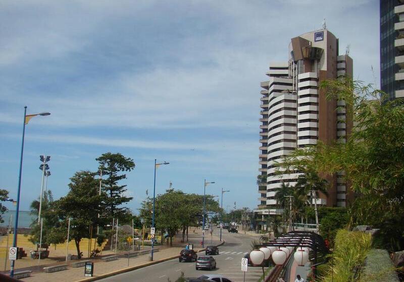 هتل Blue Tree Towers Fortaleza Beira Mar
