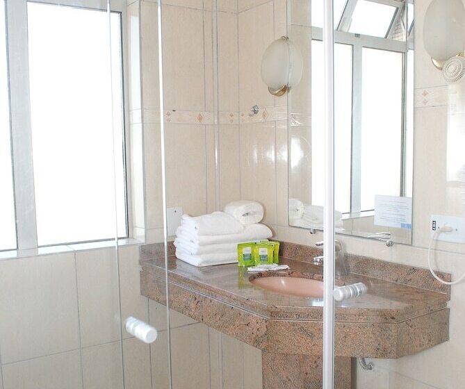 فندق Caravelle Palace