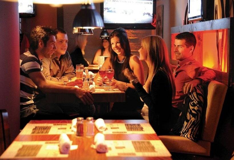 Отель Chicoutimi, Affilié à Hyvi