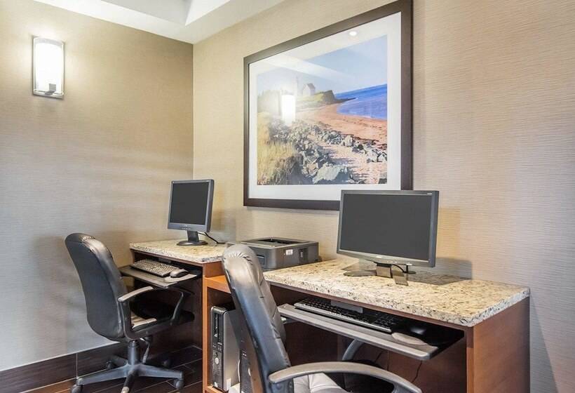 هتل Comfort Inn