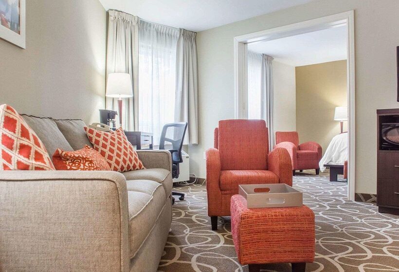 هتل Comfort Inn