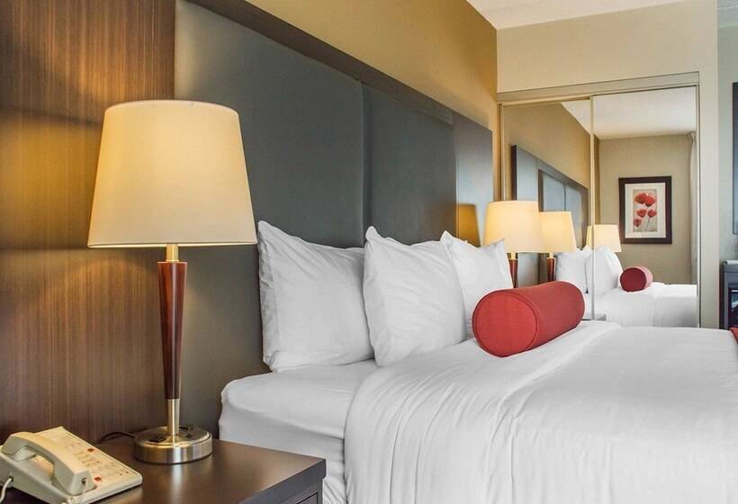 هتل Comfort Inn