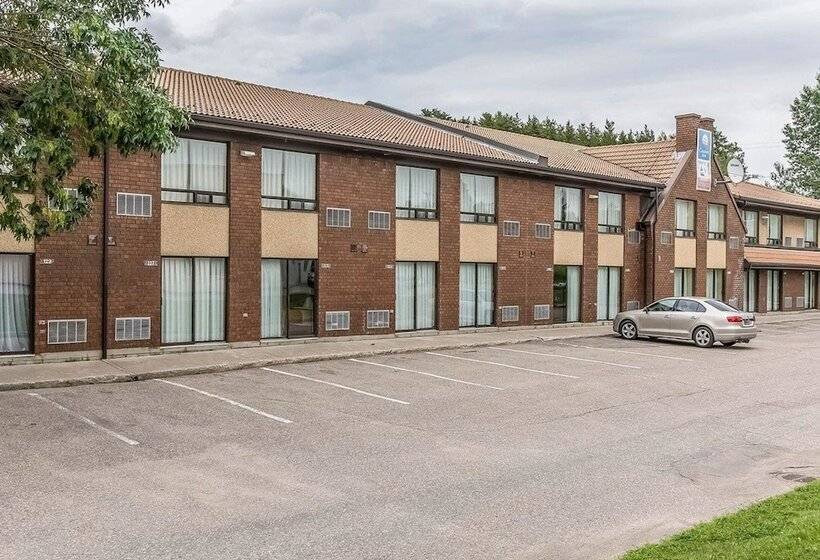 בית מלון כפרי Comfort Inn