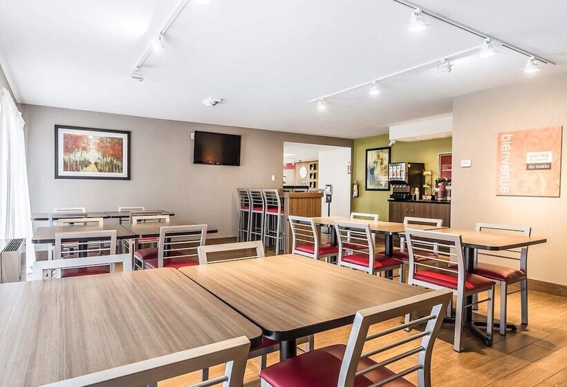 בית מלון כפרי Comfort Inn