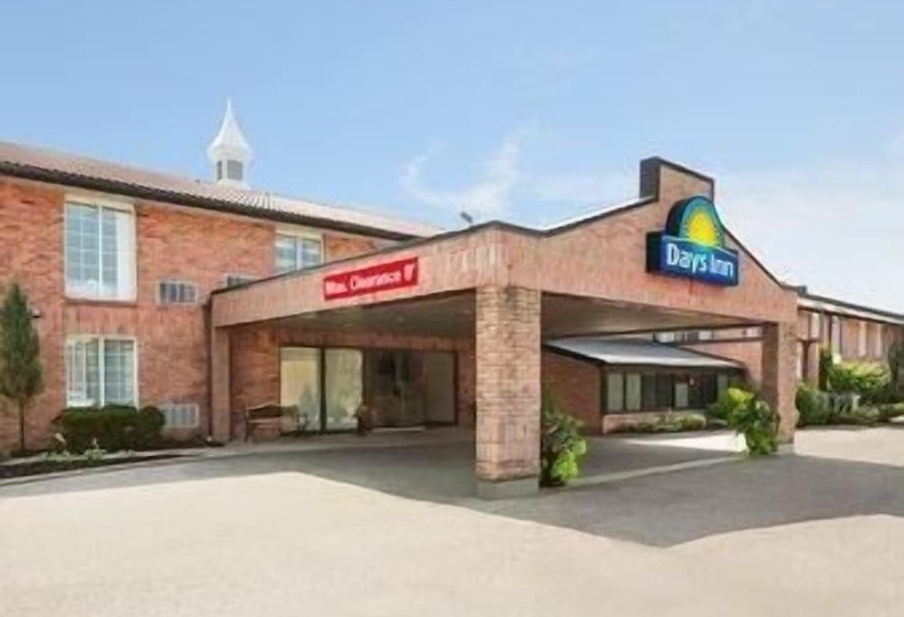 هتل Days Inn By Wyndham Brantford