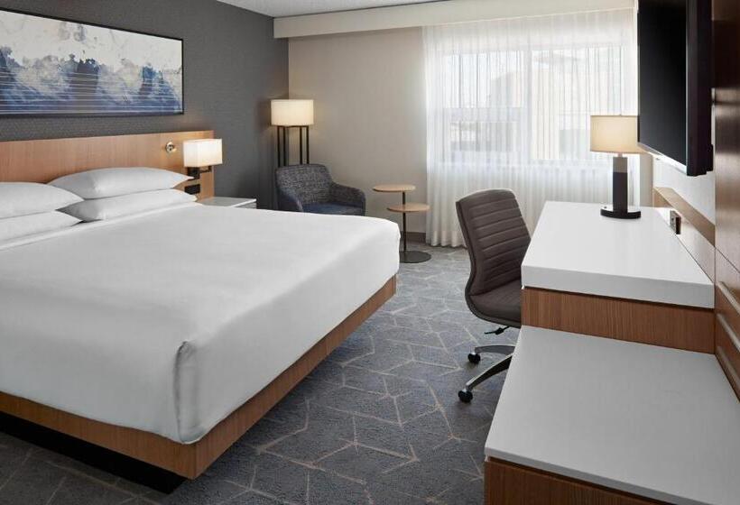 فندق Delta S By Marriott Calgary Airport Interminal