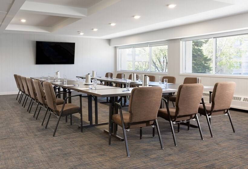 Delta Hotels By Marriott Calgary South