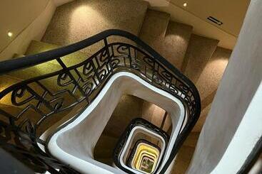 هتل Fera Palace