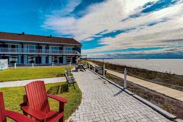 هتل Riôtel Carleton Sur Mer