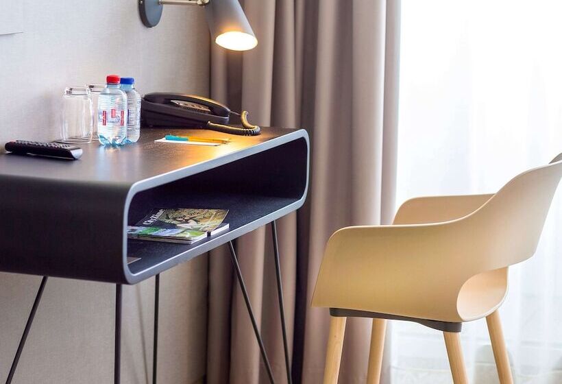 هتل Ibis Styles Kortrijk Expo