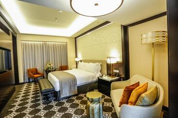 هتل Intercontinental Dhaka, An Ihg