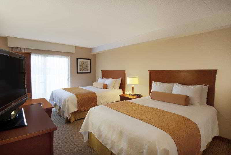 هتل Quality Inn
