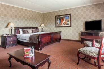 فندق Ramada By Wyndham Fredericton