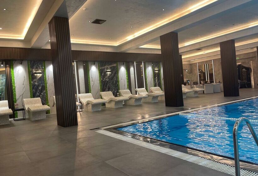 فندق Ramada By Wyndham Sofia City Center