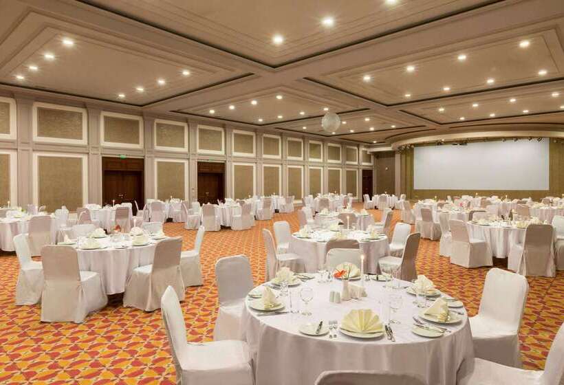 فندق Ramada By Wyndham Sofia City Center