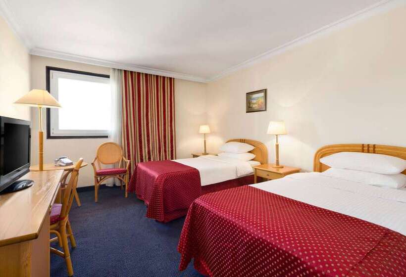 فندق Ramada By Wyndham Sofia City Center