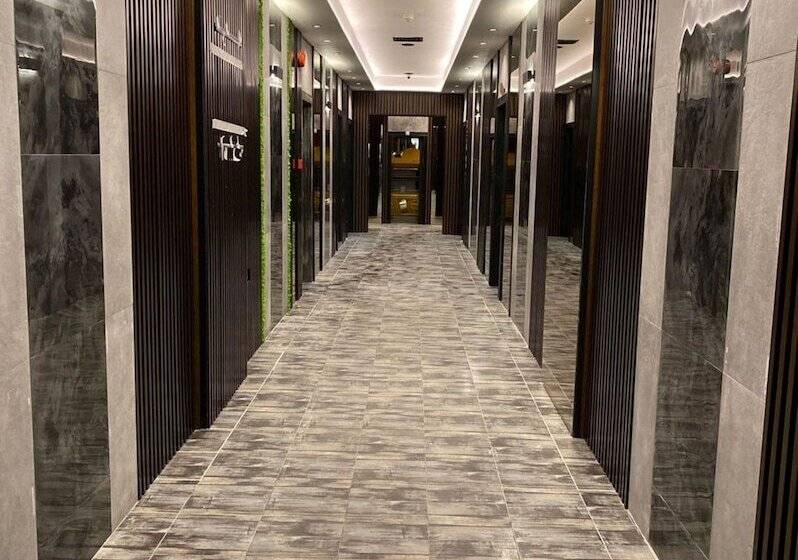 Fotos del hotel Ramada By Wyndham Sofia City Center:  76