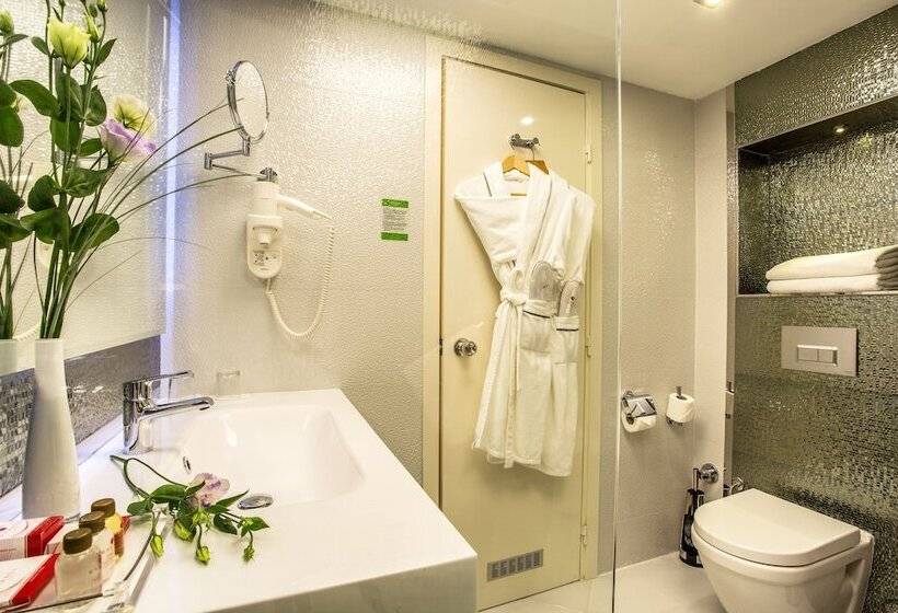 Fotos del hotel Ramada By Wyndham Sofia City Center:  11