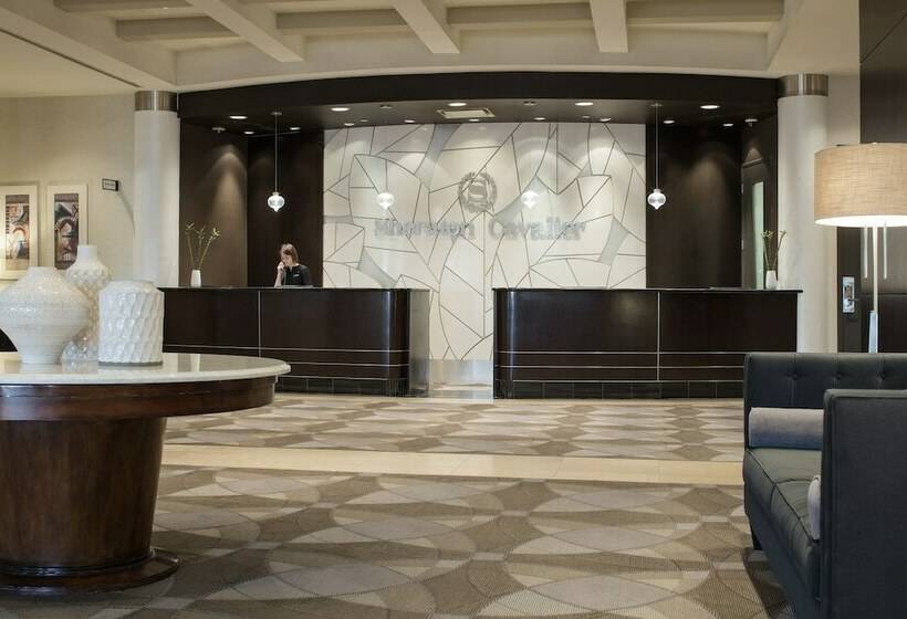 هتل Sheraton Cavalier Calgary
