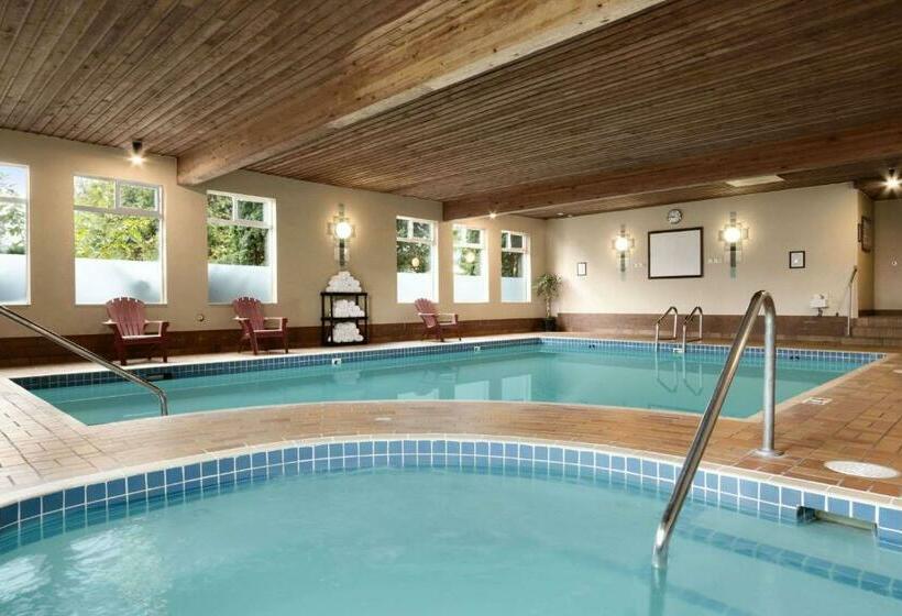 בית מלון כפרי Travelodge  By Wyndham Chilliwack