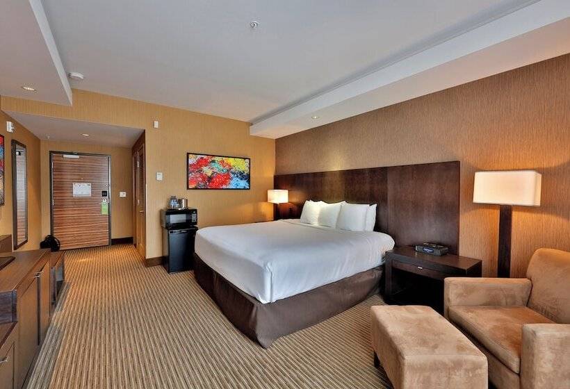 Edmonton Hotel And Convention Centre