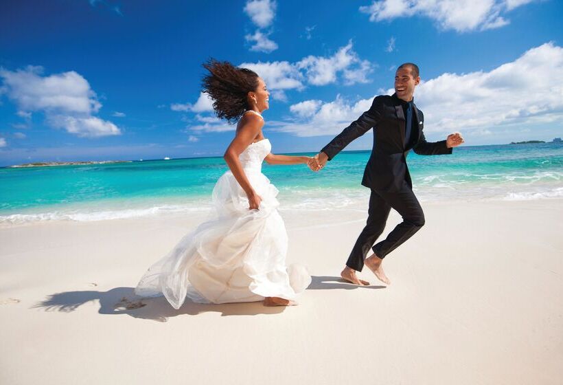 استراحتگاه Sandals Royal Bahamian All Inclusive   Couples Only