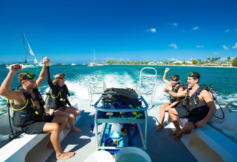 استراحتگاه Sandals Royal Bahamian All Inclusive   Couples Only