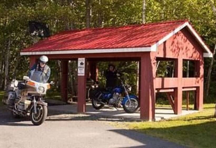 Clansman Motel