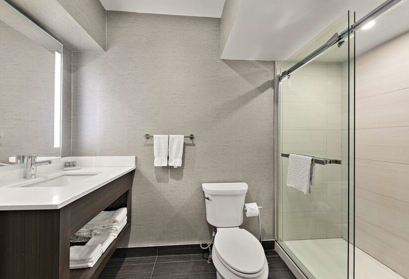 Best Western Parkway Hotel Toronto North