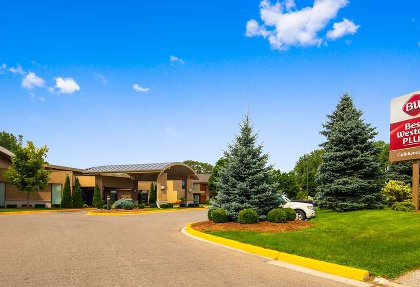 هتل Best Western Plus Guildwood Inn