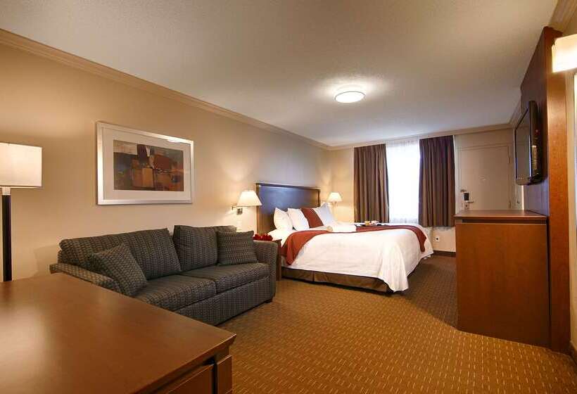 هتل Best Western Plus Guildwood Inn