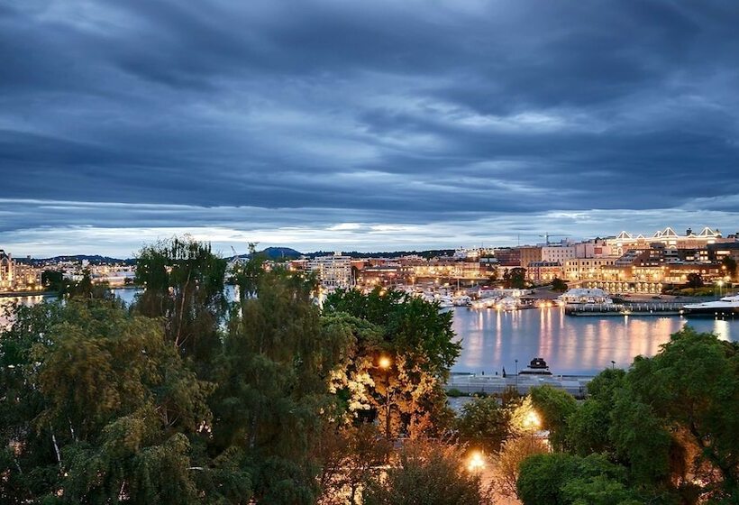 هتل Best Western Plus Inner Harbour