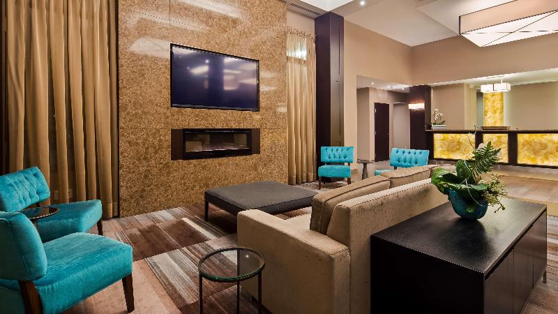 هتل Best Western Plus Lamplighter Inn & Conference Centre