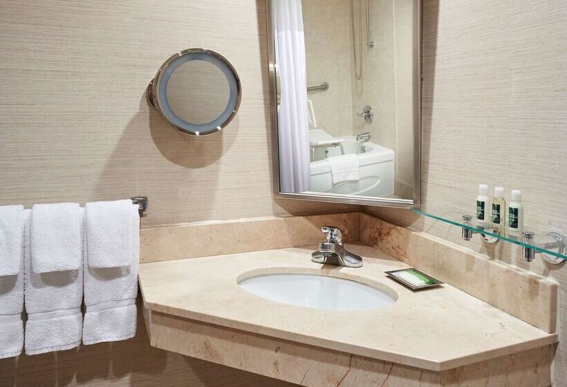 هتل Best Western Plus Waterfront