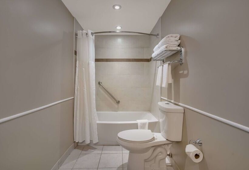 Best Western Ville Marie Hotel & Suites